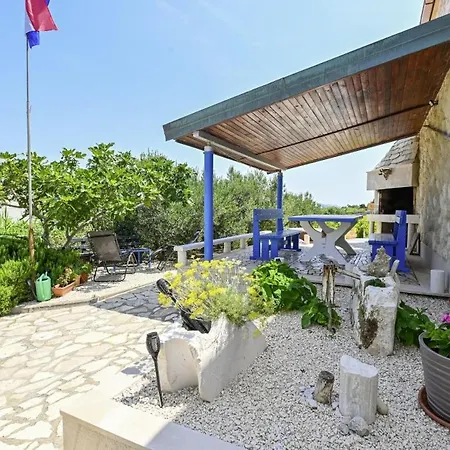 Holiday home Marianna In Pag - Haus Fuer 5 Personen