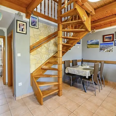 Marianna In Pag - Haus Fuer 5 Personen * パグ