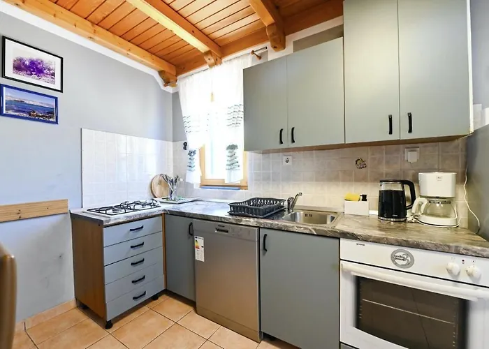 Marianna In Pag - Haus Fuer 5 Personen Колан