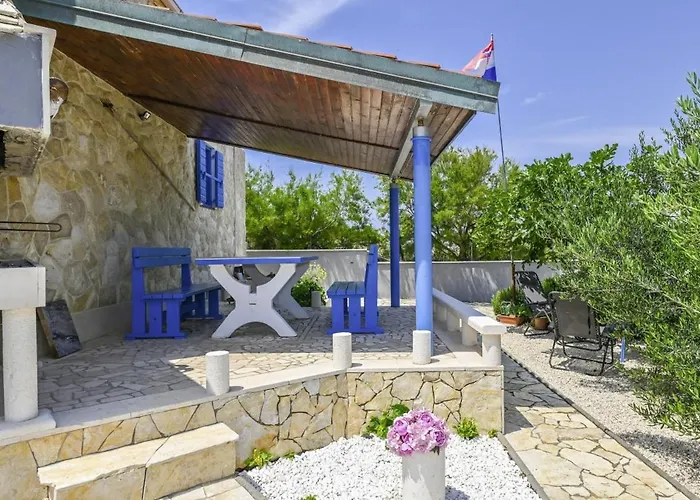 Дом отдыха Marianna In Pag - Haus Fuer 5 Personen *